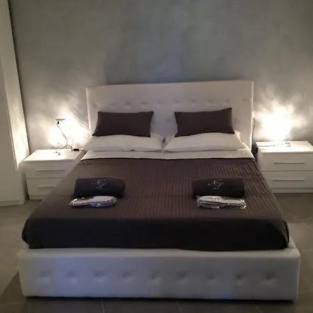 Ninfa Del Bedrooms By Dinamica Real Estate *